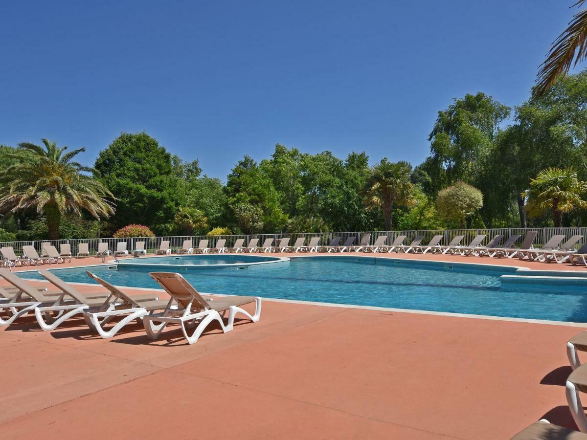 Beautiful Flat With Pool In Moliets Et Maa Apartment Exterior foto